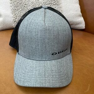 Oakley SnapBack hat